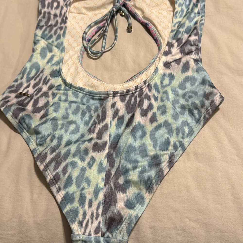 New with tags Victorias Secret swim suit monokini bathing suit size Large - Picture 7 of 10
